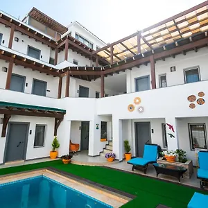 7. Art Feslegen Hotel